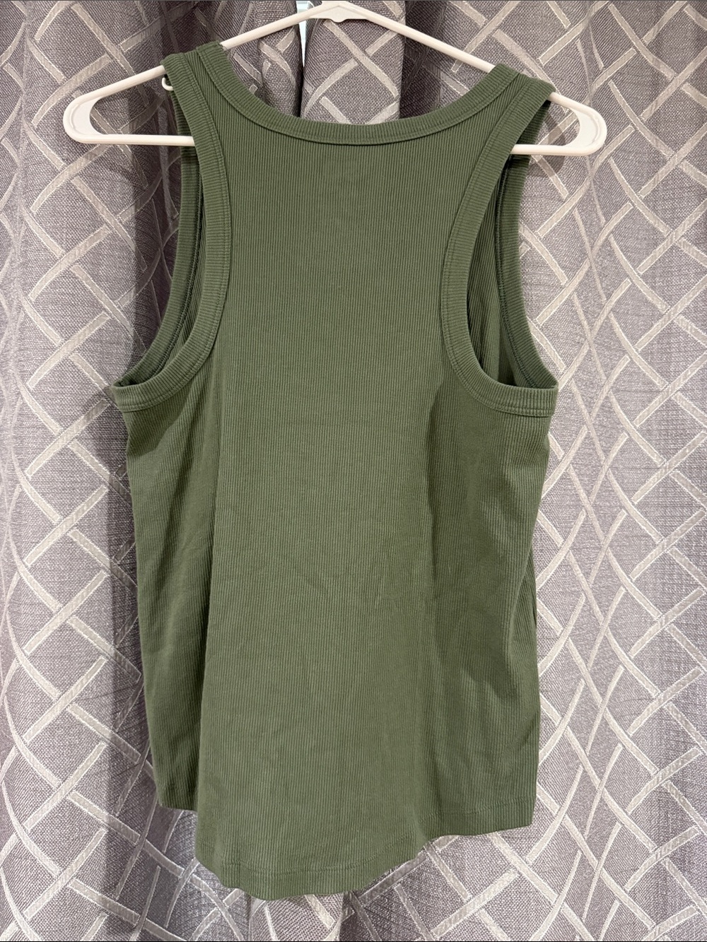 SO Olive Green Ribbed Tank Top Sleeveless Scoop Neck - Picture 2 of 2